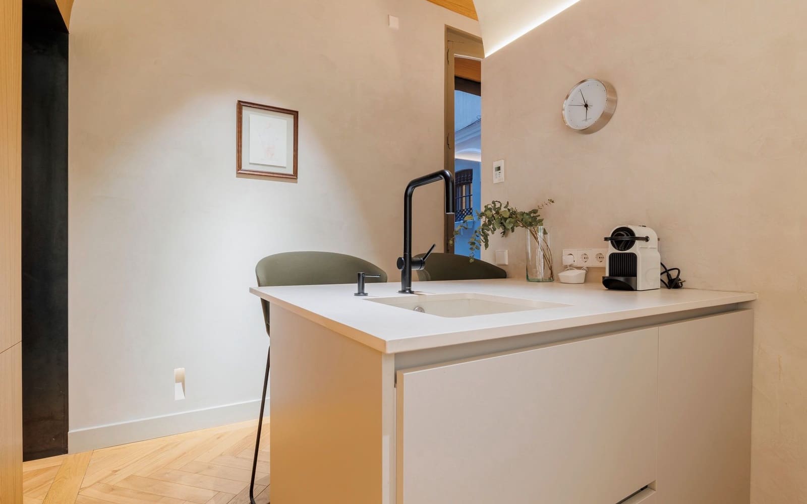 1 soveværelse Lejlighed til leje i Madrid by - € 1.900 (Ref: 9471593)