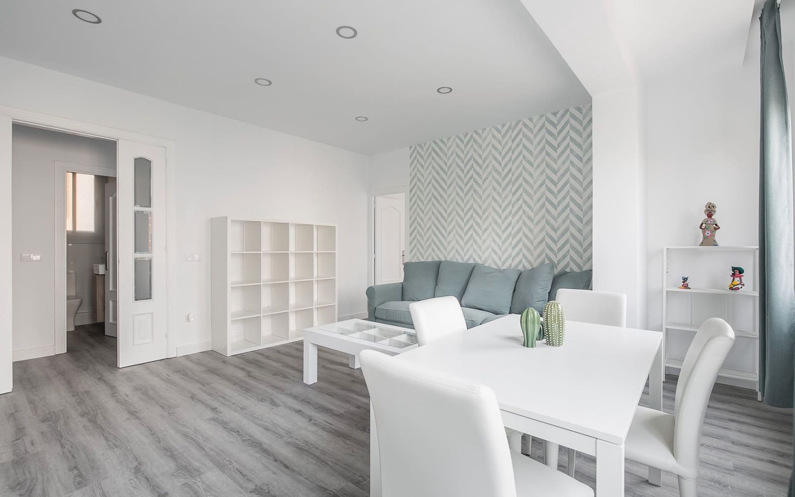 4 bedroom Flat for rent in Barcelona city with garage - € 2,168 (Ref: 9474256)