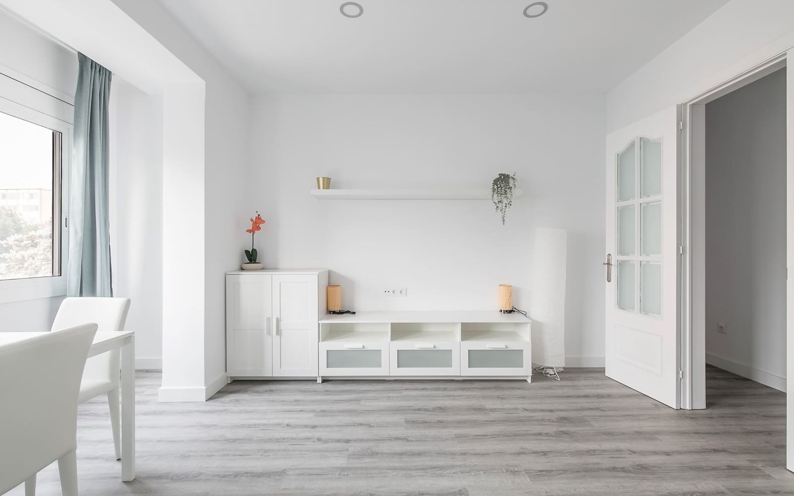 4 bedroom Flat for rent in Barcelona city with garage - € 2,168 (Ref: 9474256)