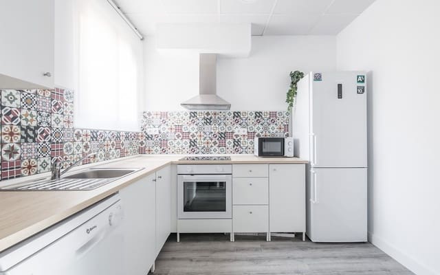 Piso de 4 habitaciones en Pedralbes, Barcelona ciudad en alquiler con garaje - 2.168 € (Ref: 9474256)