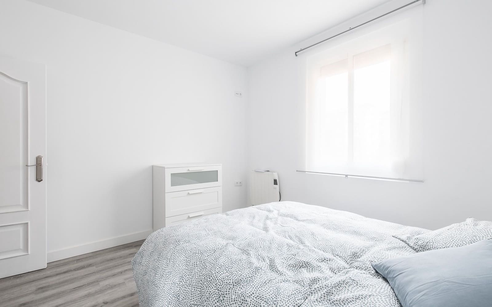 4 bedroom Flat for rent in Barcelona city with garage - € 2,168 (Ref: 9474256)