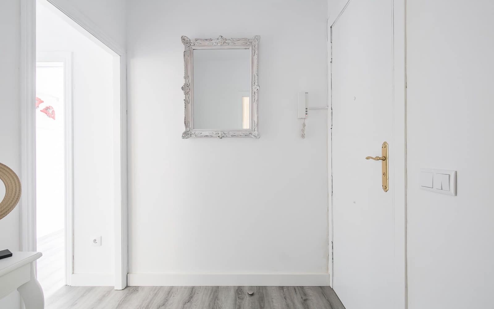 4 bedroom Flat for rent in Barcelona city with garage - € 2,168 (Ref: 9474256)