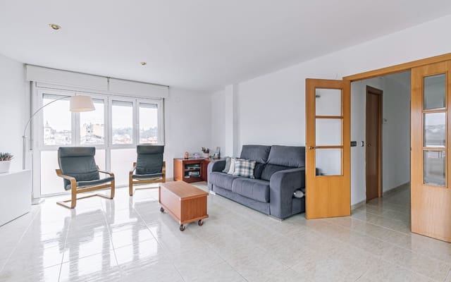 3 soverom Leilighet til salgs i Torelló med garasje - € 247 000 (Ref: 9482411)