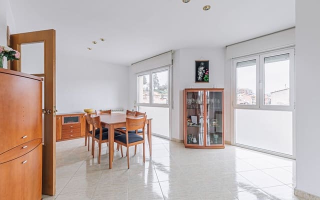 3 soverom Leilighet til salgs i Torelló med garasje - € 247 000 (Ref: 9482411)