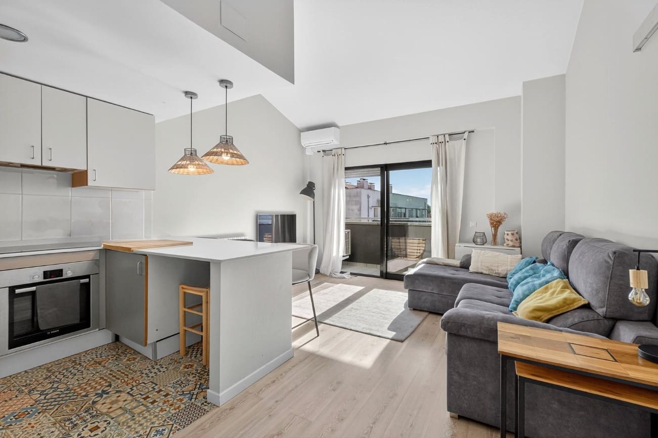 3 sovrum Lägenhet till salu i Girona stad med garage - 365 000 € (Ref: 9486784)