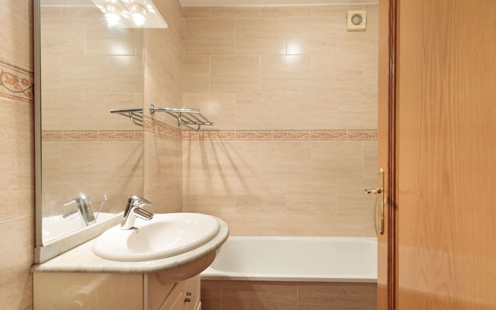 Apartamento de 5 habitaciones en Badalona en venta con garaje - 420.000 € (Ref: 9491912)