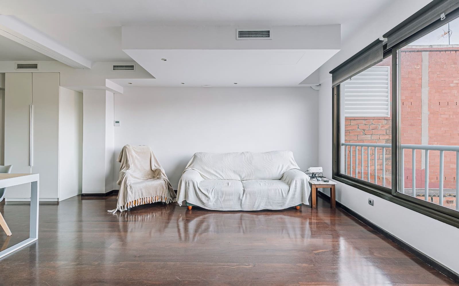 2 bedroom Flat for sale in Barcelona city - € 310,000 (Ref: 9500632)