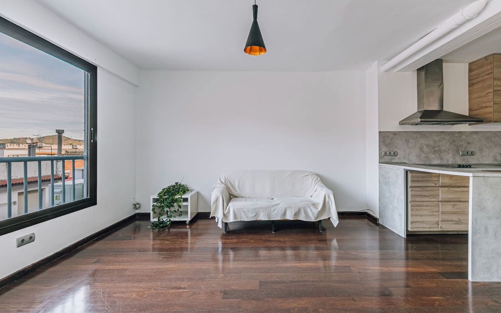 2 bedroom Flat for sale in Barcelona city - € 310,000 (Ref: 9500632)