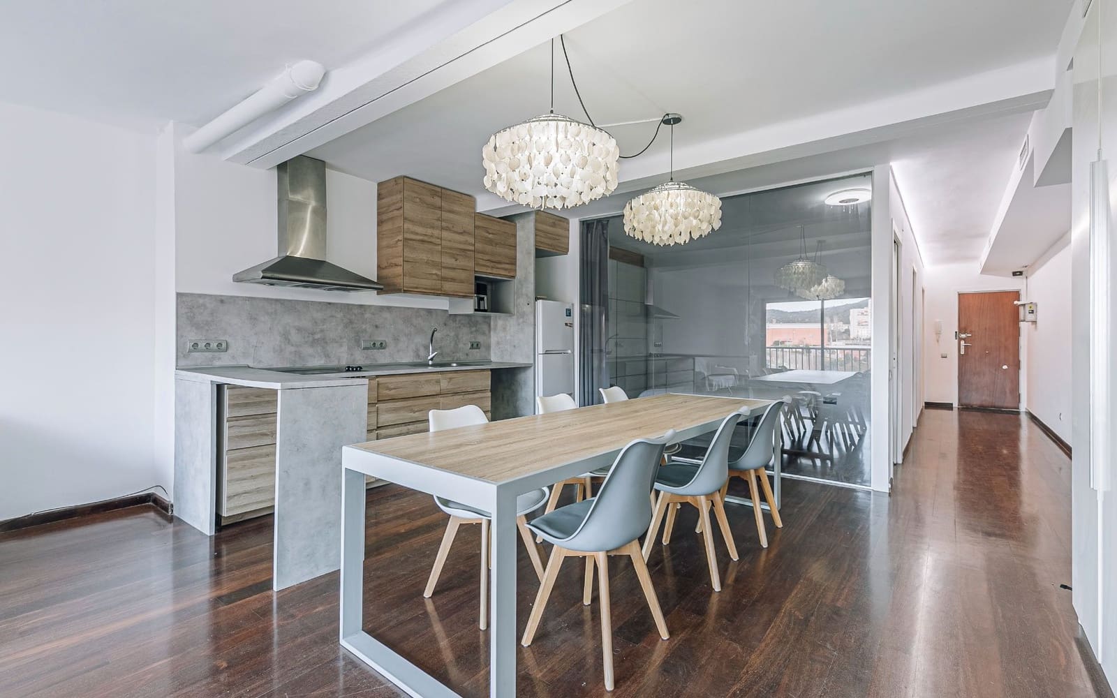 2 bedroom Flat for sale in Barcelona city - € 310,000 (Ref: 9500632)