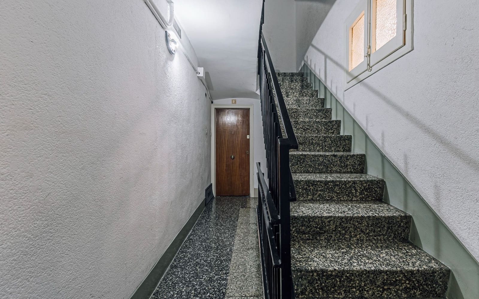 2 bedroom Flat for sale in Barcelona city - € 310,000 (Ref: 9500632)