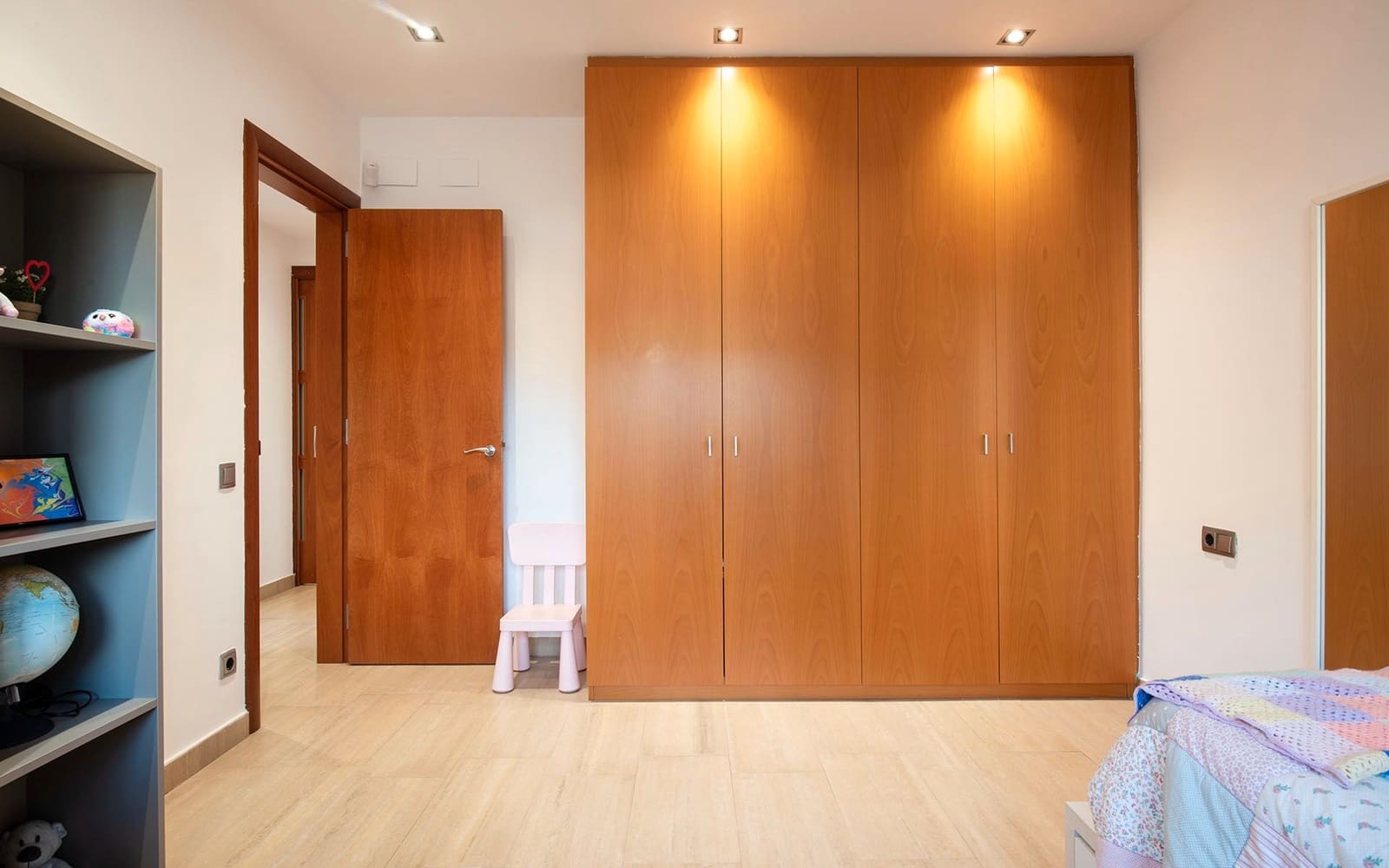 Chalet de 3 habitaciones en Martorelles en venta con garaje - 630.000 € (Ref: 9500788)