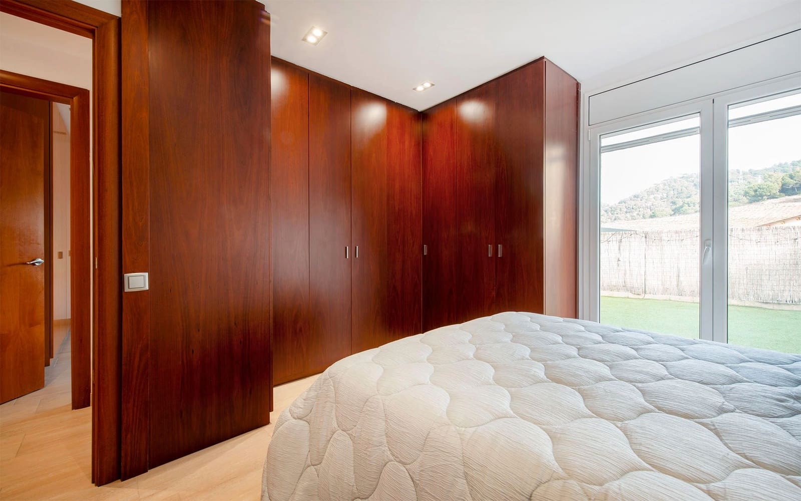 Chalet de 3 habitaciones en Martorelles en venta con garaje - 630.000 € (Ref: 9500788)