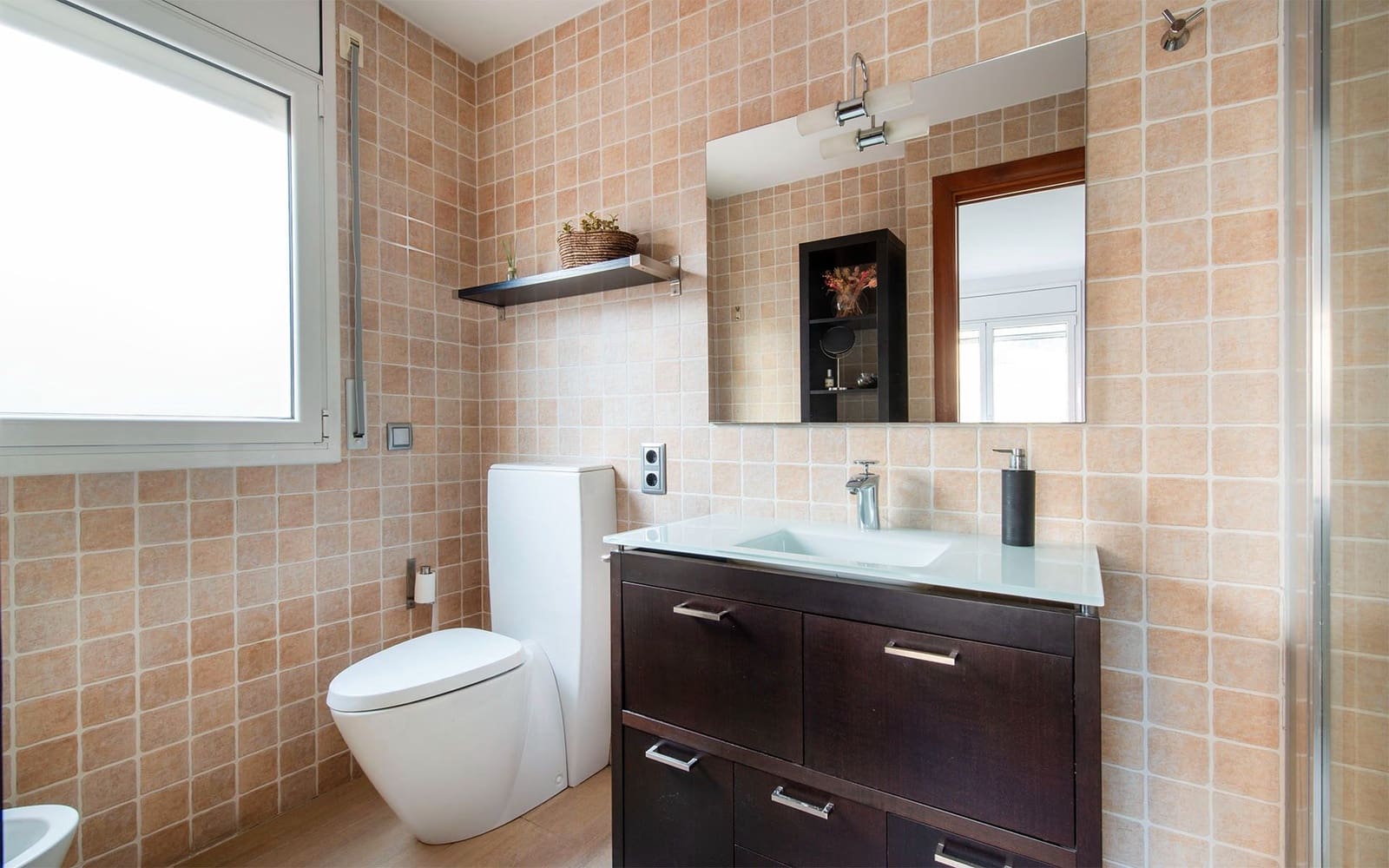 Chalet de 3 habitaciones en Martorelles en venta con garaje - 630.000 € (Ref: 9500788)