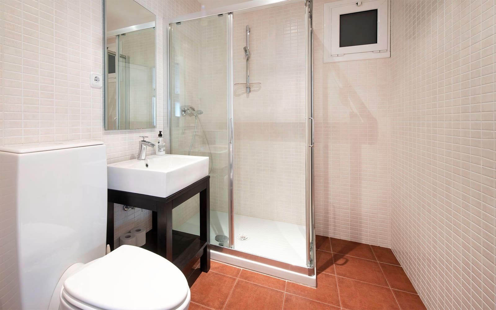 Chalet de 3 habitaciones en Martorelles en venta con garaje - 630.000 € (Ref: 9500788)