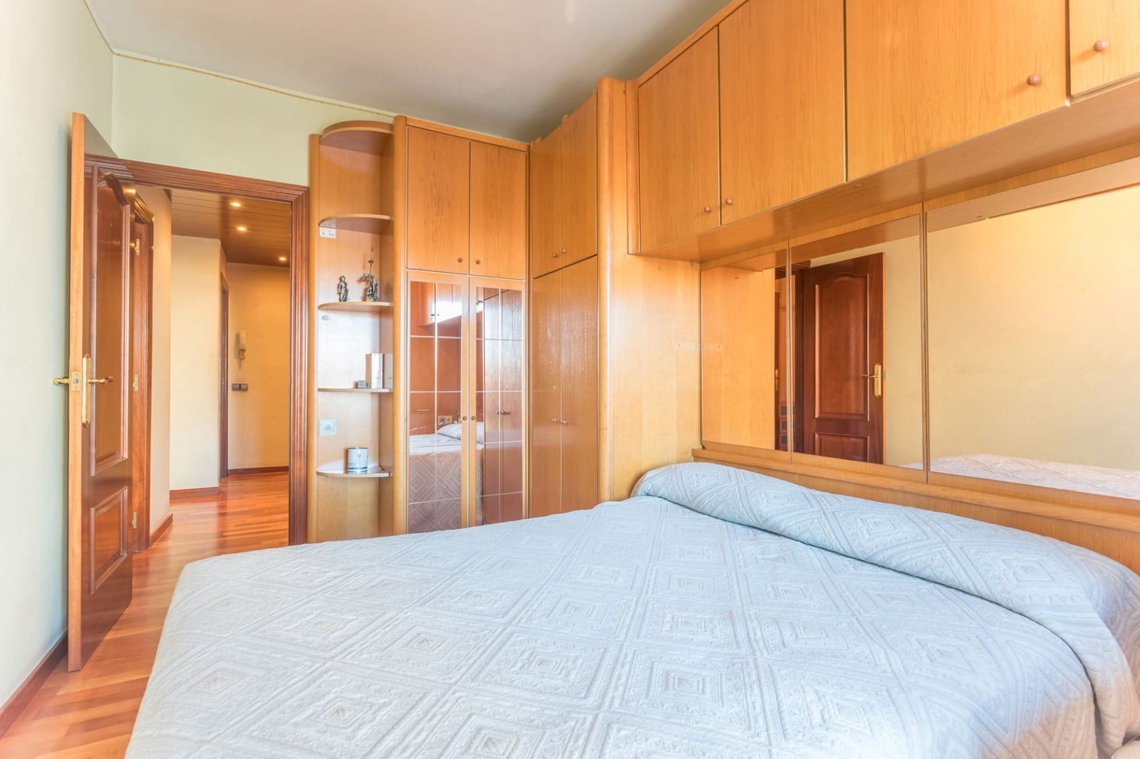 Piso de 4 habitaciones en Barcelona ciudad en venta - 720.000 € (Ref: 9503486)