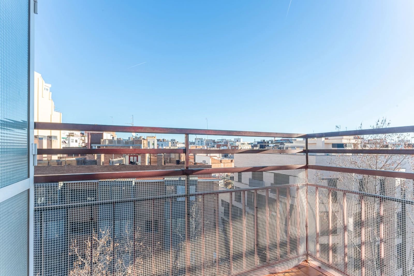 Piso de 4 habitaciones en Barcelona ciudad en venta - 720.000 € (Ref: 9503486)