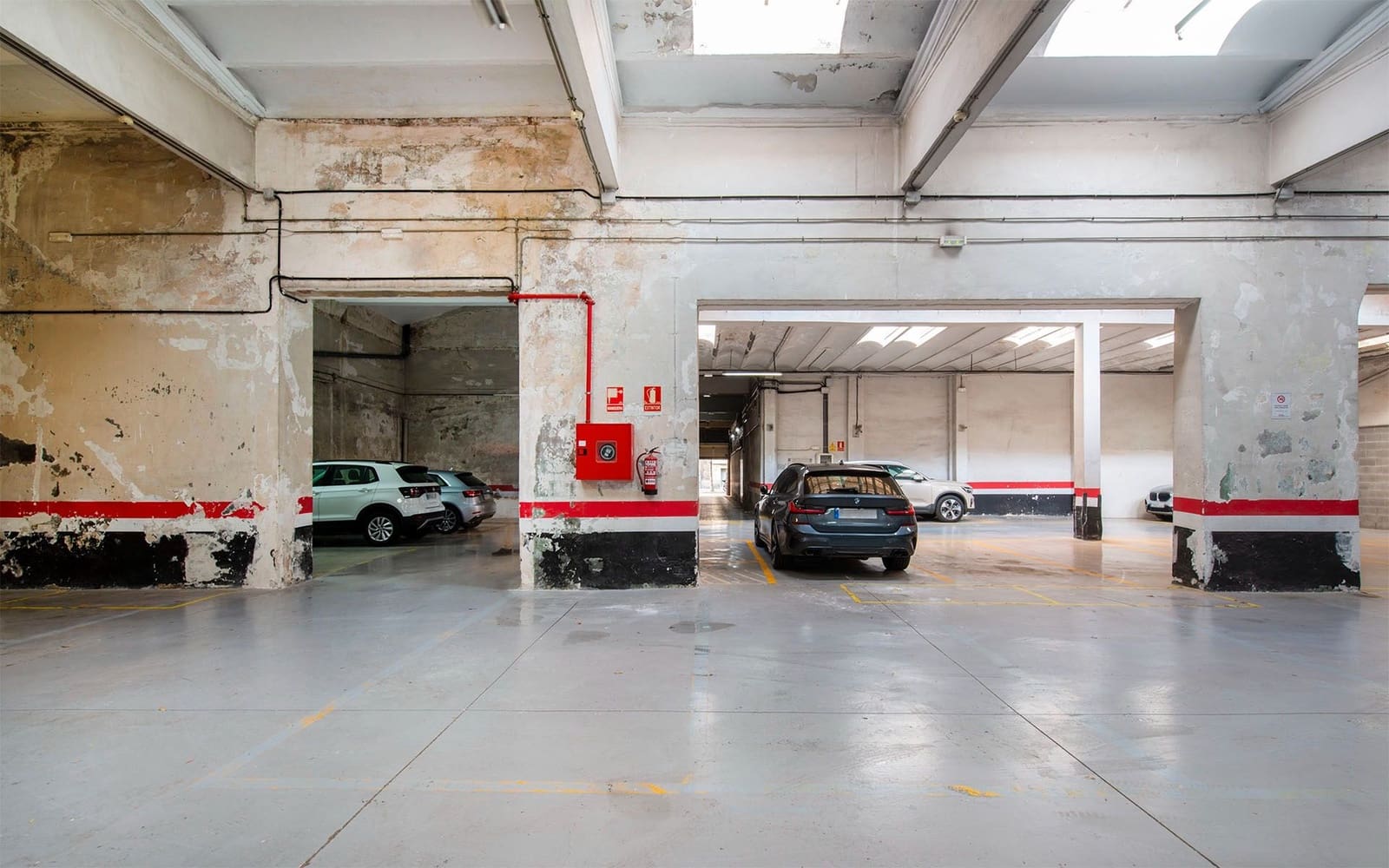 Commercial for rent in Barcelona city - € 13,000 (Ref: 9516551)