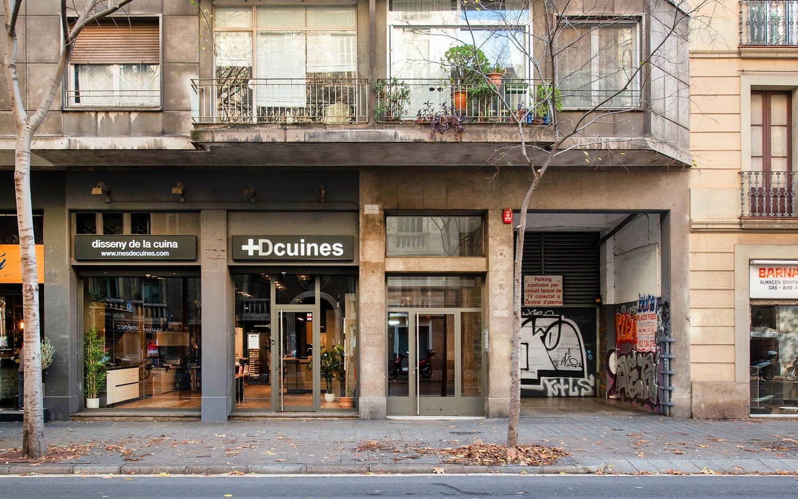 Commercial for rent in Barcelona city - € 13,000 (Ref: 9516551)