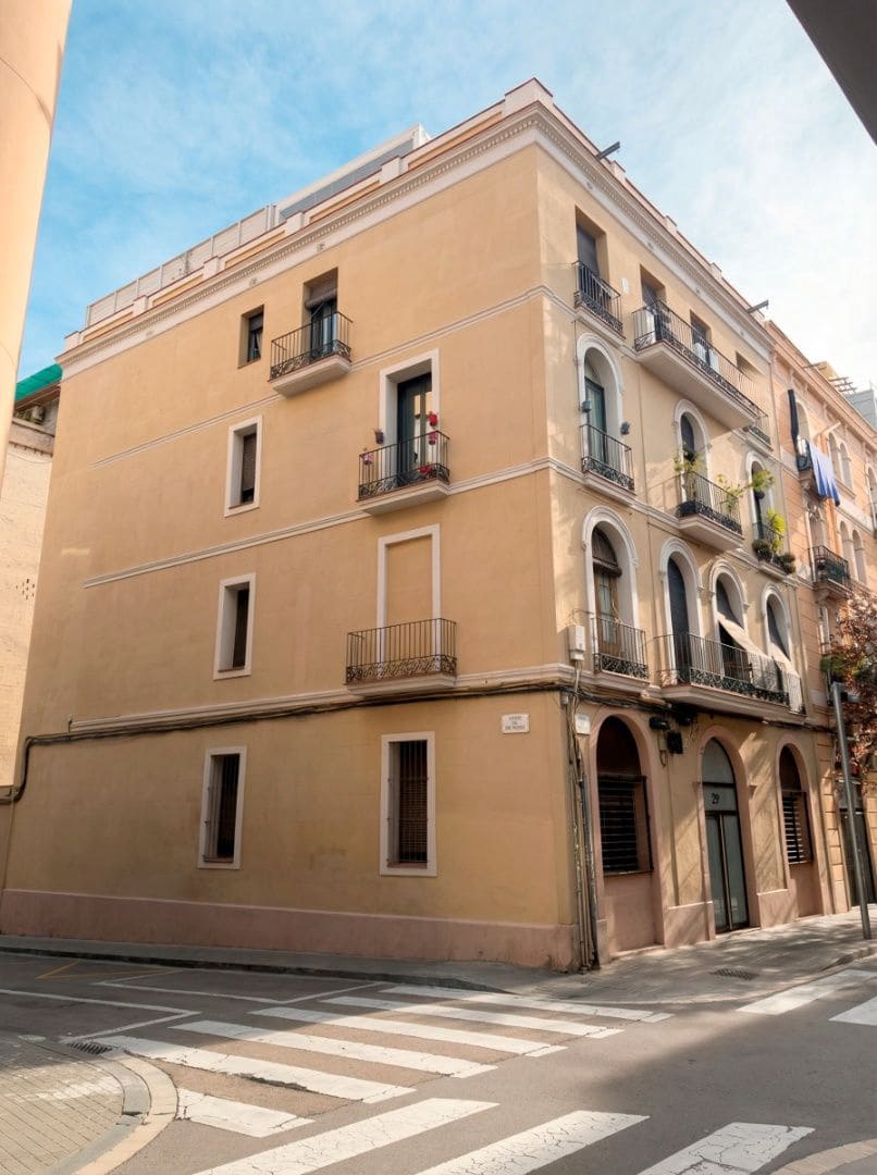 Apartamento de 2 habitaciones en Barcelona ciudad en alquiler - 1.897 € (Ref: 9516552)