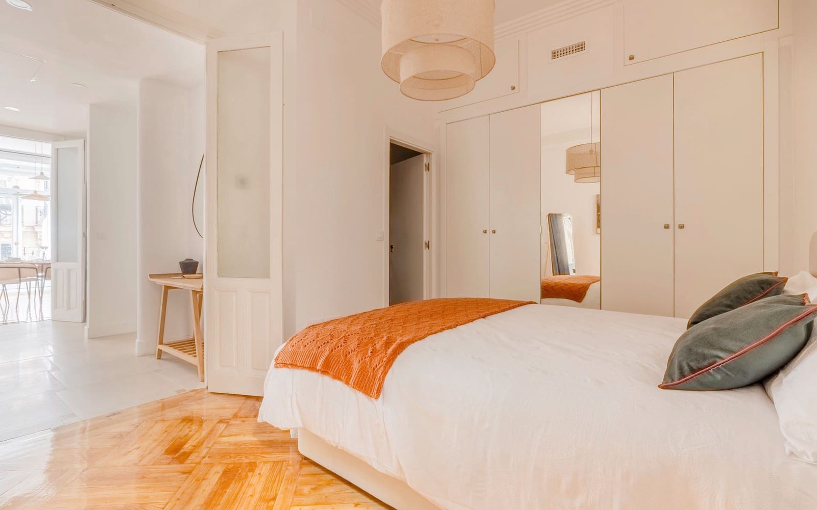 3 bedroom Flat for rent in Madrid city - € 4,400 (Ref: 9517986)