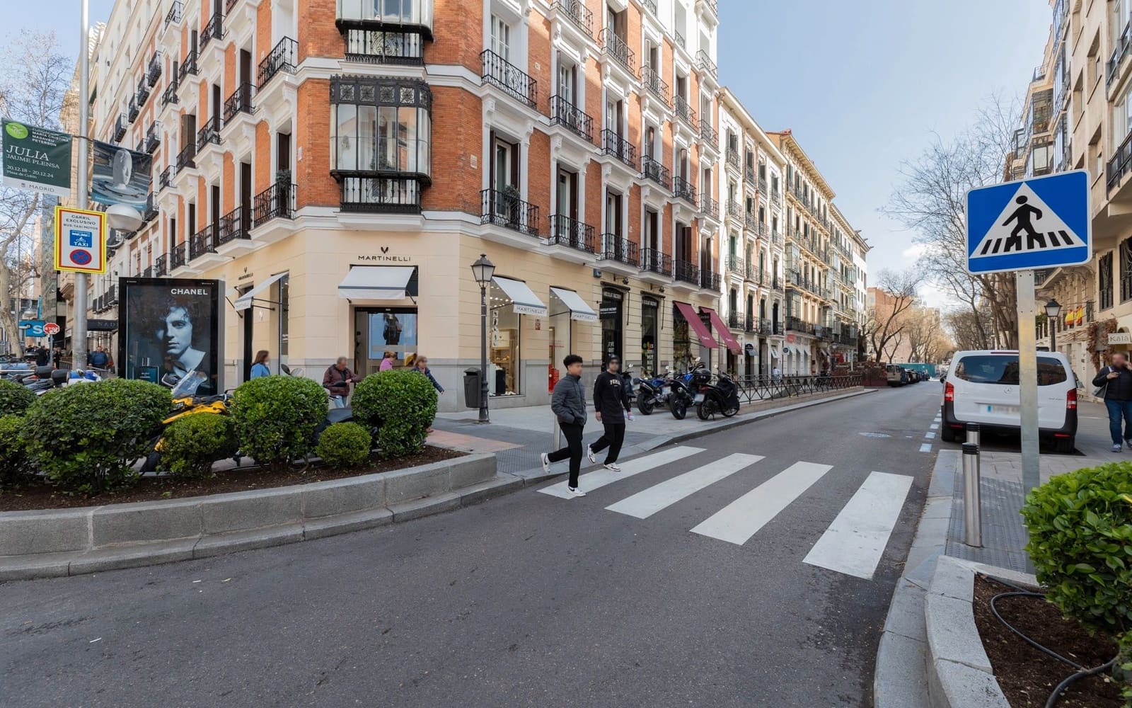 3 bedroom Flat for rent in Madrid city - € 4,400 (Ref: 9517986)