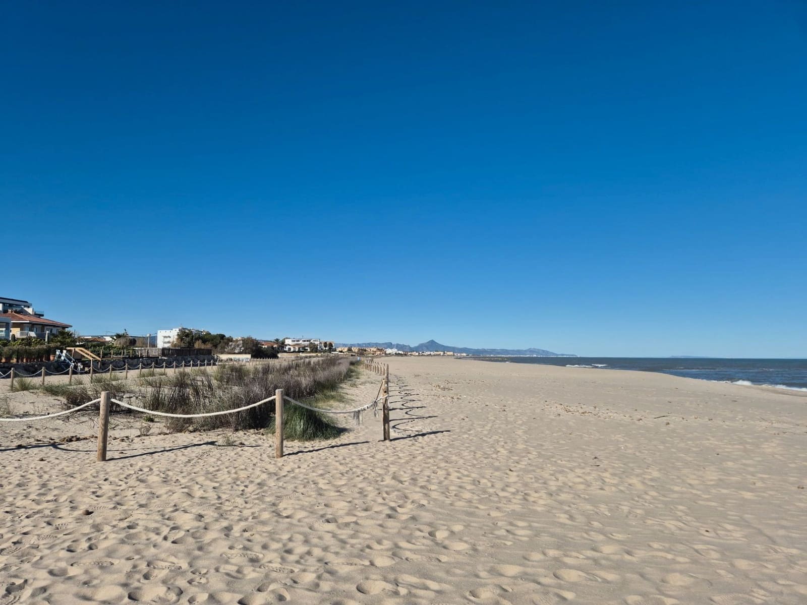 3 makuuhuone Omakotitalo myytävänä paikassa Denia mukana uima-altaan 
autotalli - 475 000 € (Ref: 9523641)