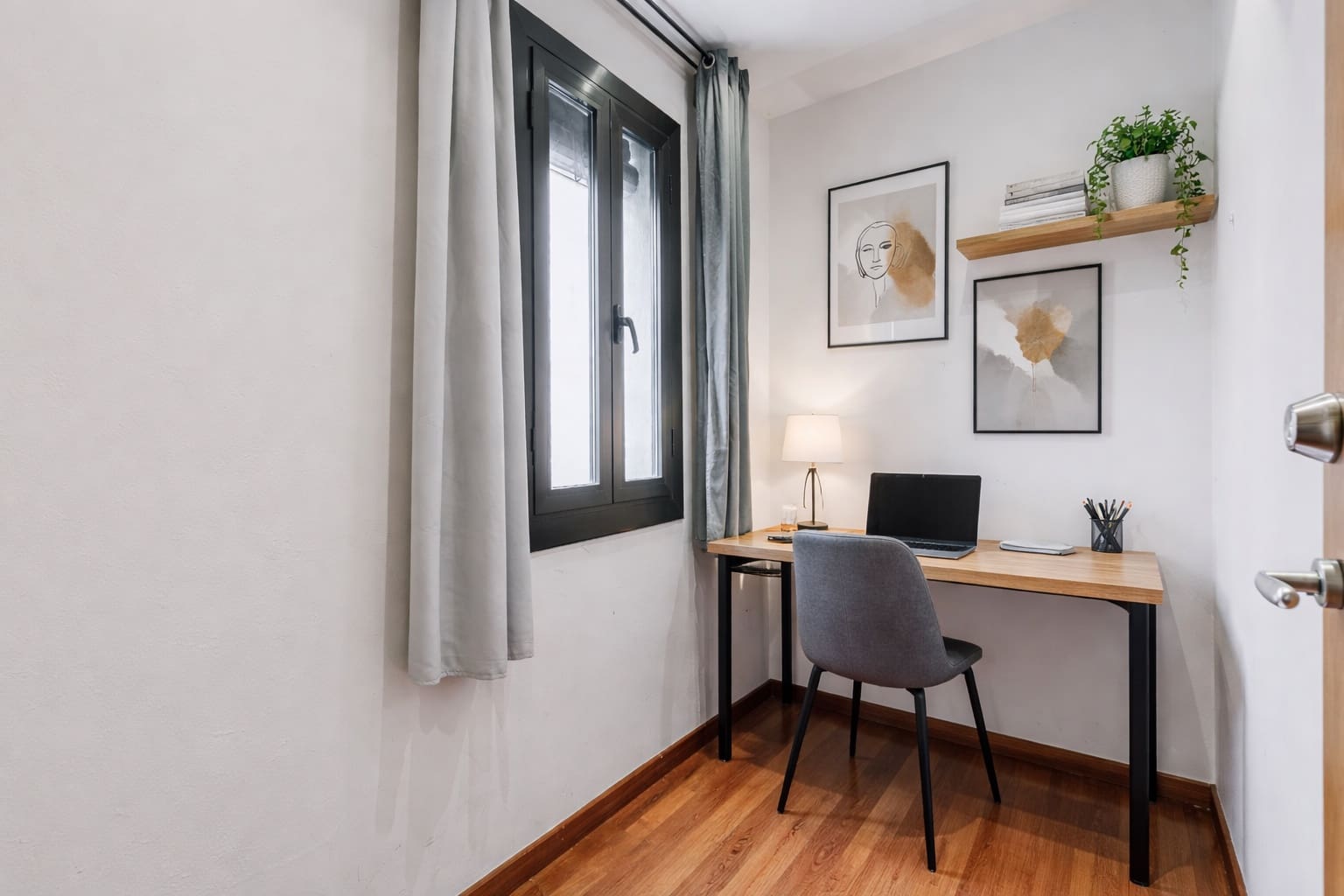 3 soveværelse Lejlighed til salg i Barcelona by - € 319.000 (Ref: 9525302)