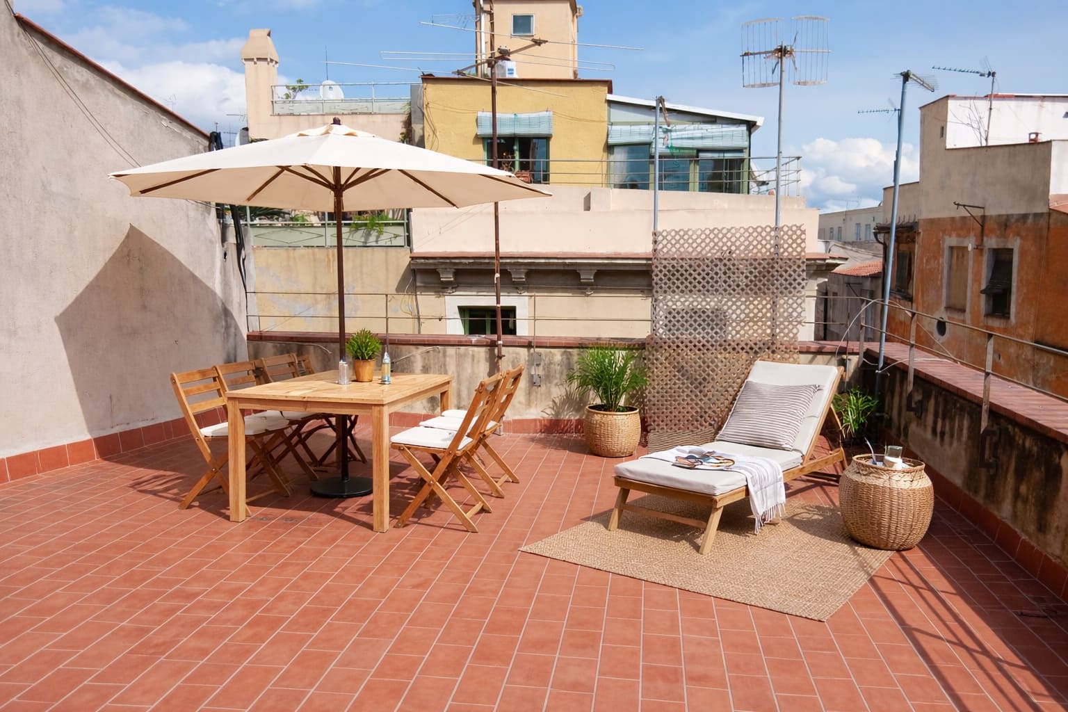 3 soveværelse Lejlighed til salg i Barcelona by - € 319.000 (Ref: 9525302)