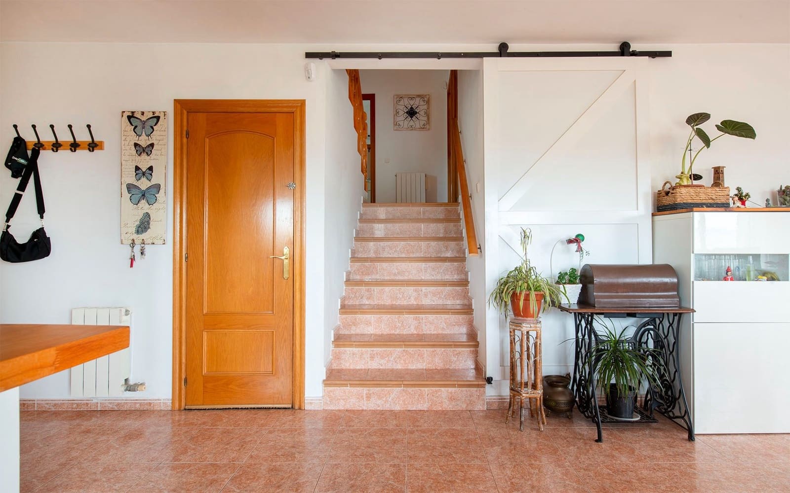 5 bedroom Villa for sale in Sant Fost de Campsentelles with pool garage - € 490,000 (Ref: 9528367)