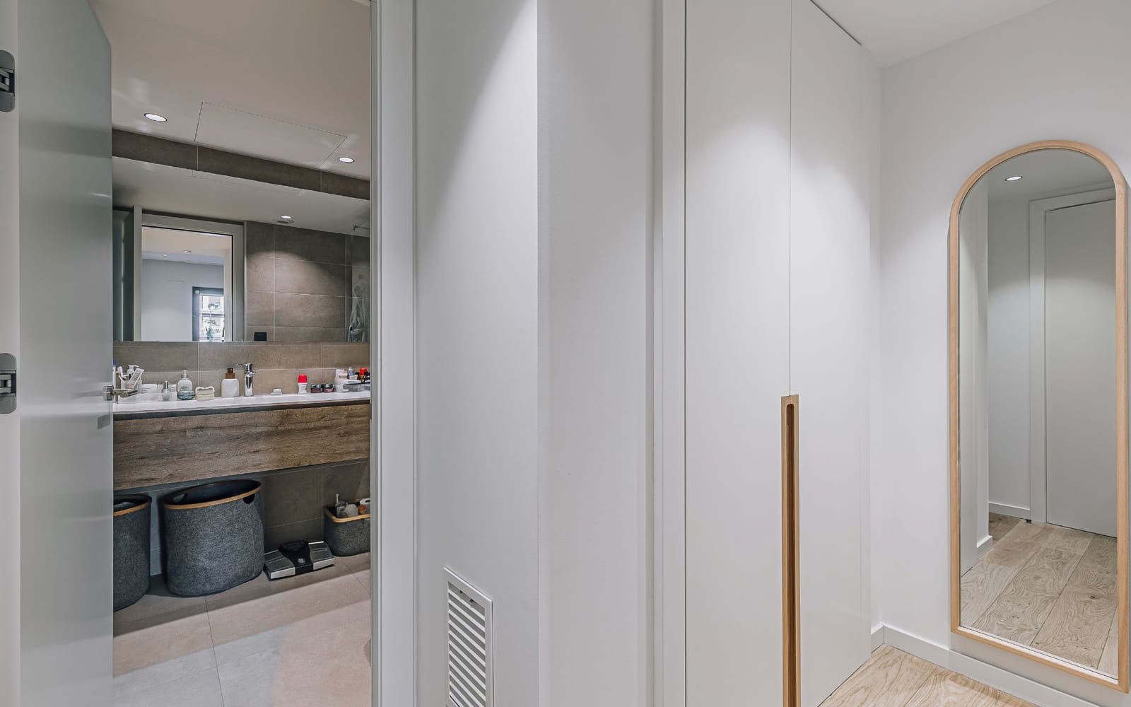 3 soveværelse Lejlighed til salg i Barcelona by med swimmingpool garage - € 910.000 (Ref: 9528909)