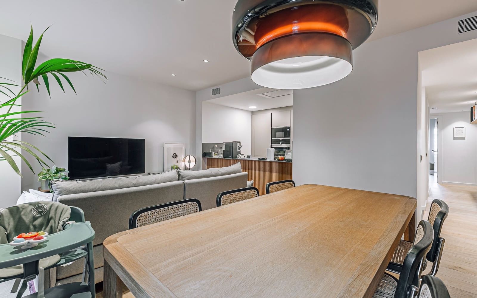 3 soveværelse Lejlighed til salg i Barcelona by med swimmingpool garage - € 910.000 (Ref: 9528909)