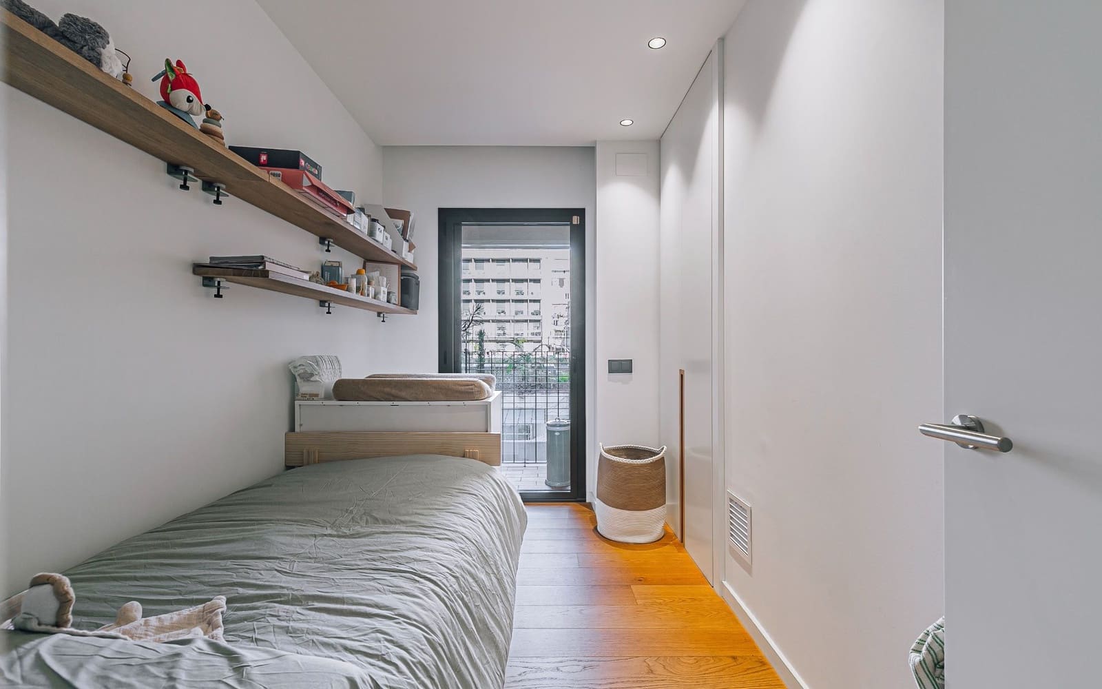 3 soveværelse Lejlighed til salg i Barcelona by med swimmingpool garage - € 910.000 (Ref: 9528909)