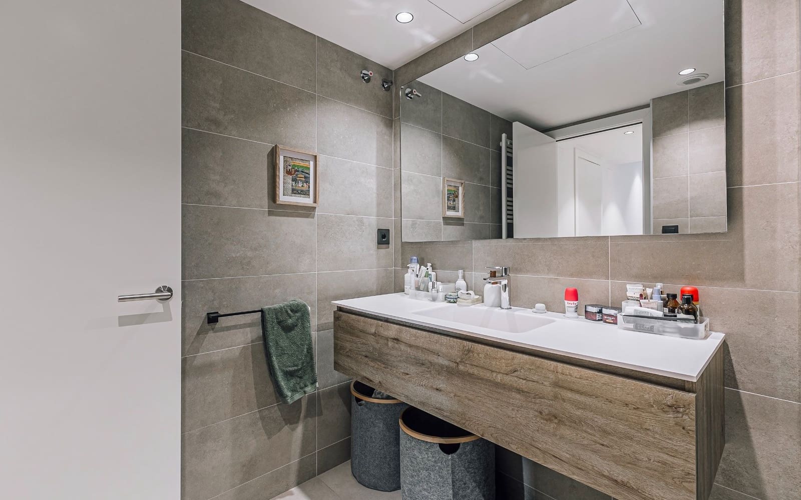 3 soveværelse Lejlighed til salg i Barcelona by med swimmingpool garage - € 910.000 (Ref: 9528909)