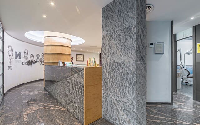 Erhverv til salg i El Putxet i El Farró, Barcelona by - € 450.000 (Ref: 9542071)