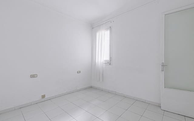 2 quarto Apartamento para venda em El Fort Pienc, Barcelona cidade - 370 000 € (Ref: 9542366)