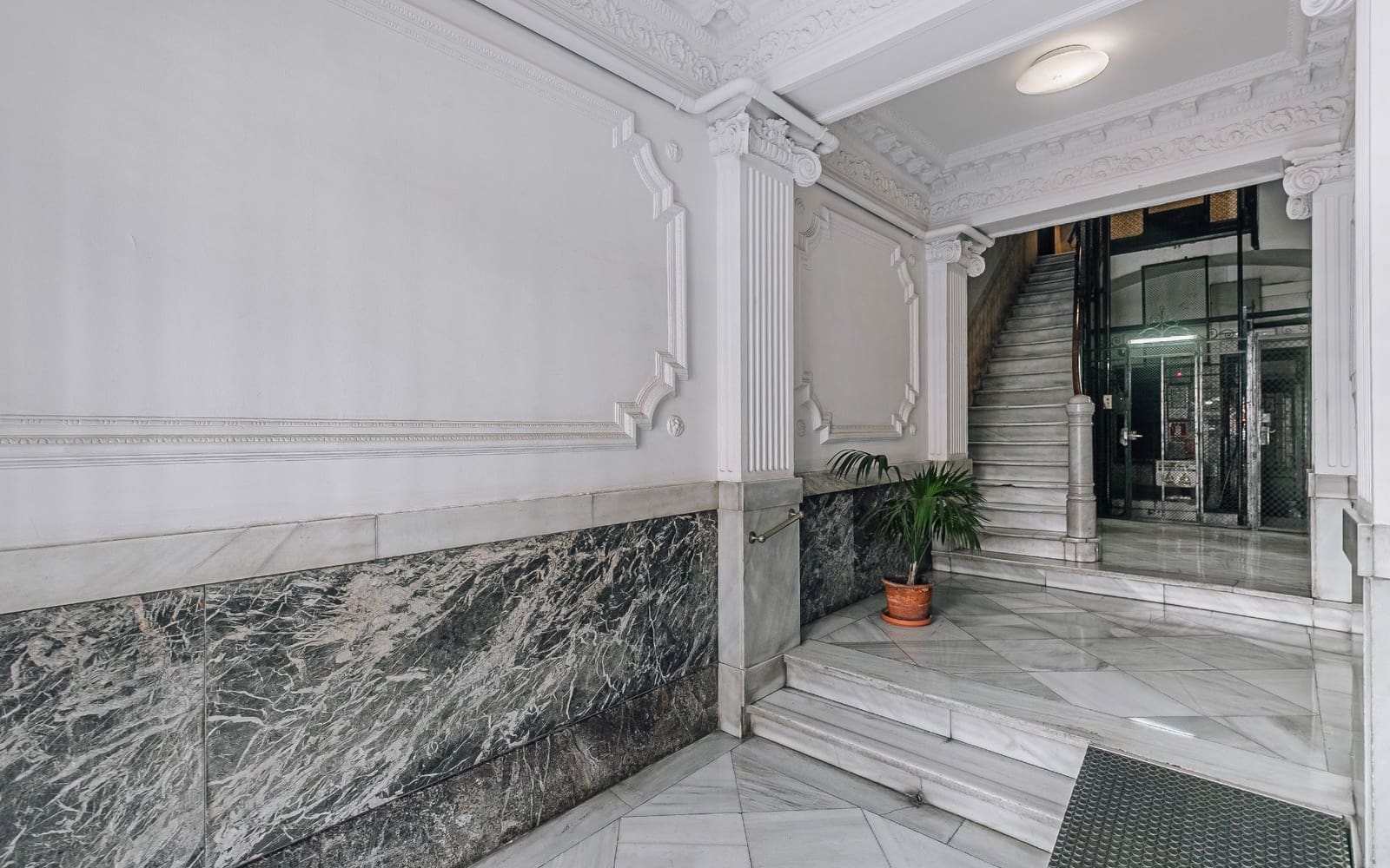 2 quarto Apartamento para venda em Barcelona cidade - 370 000 € (Ref: 9542366)