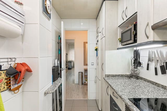 3 quarto Apartamento para venda em Sants, Barcelona cidade - 265 000 € (Ref: 9548989)