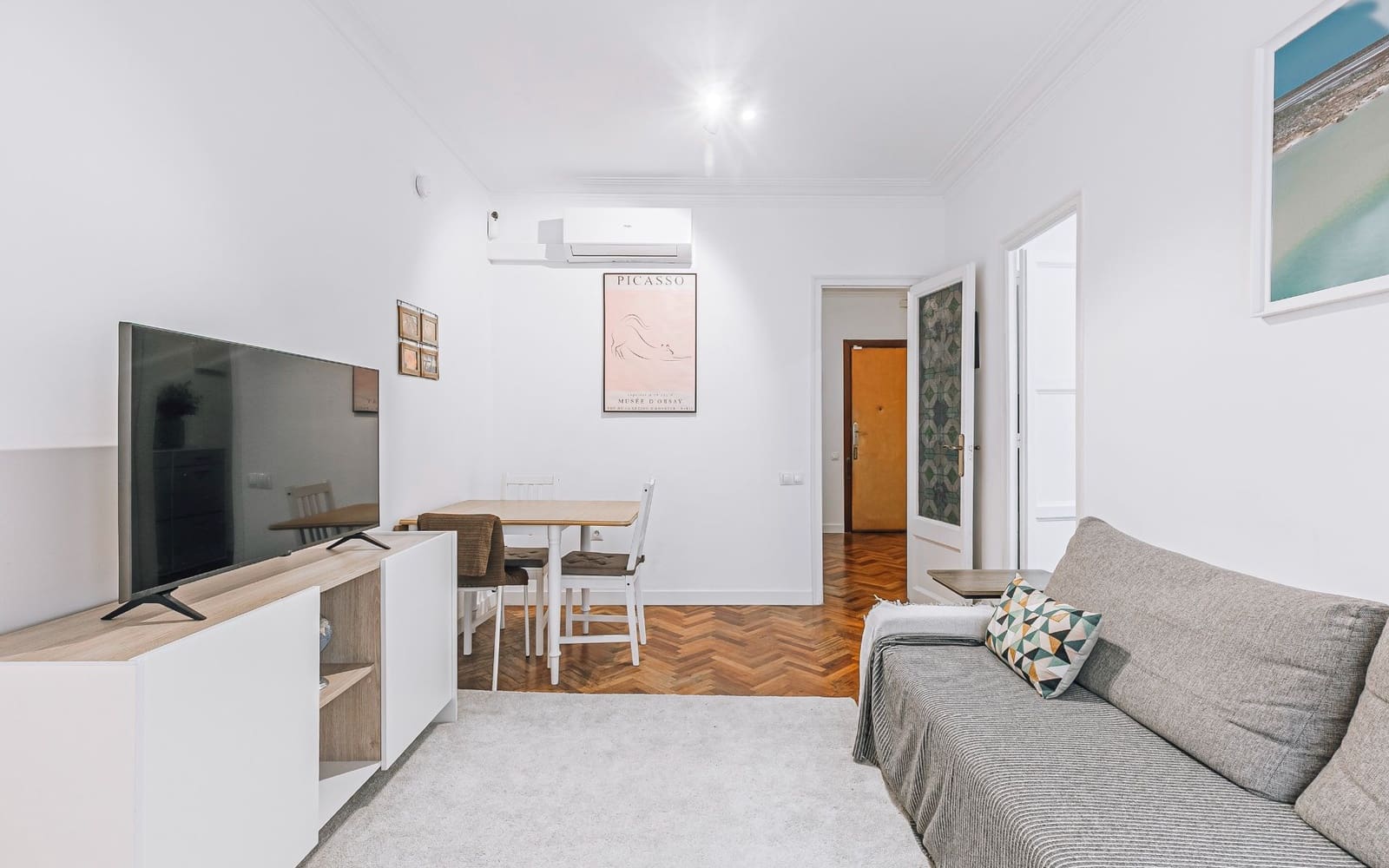 3 soveværelse Lejlighed til salg i Barcelona by - € 390.000 (Ref: 9548990)