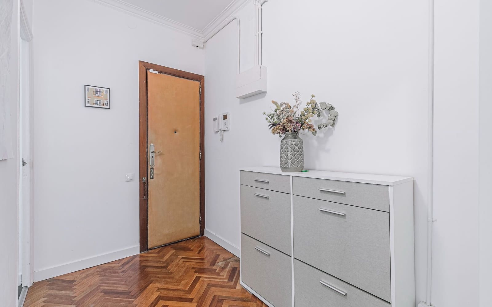 3 soveværelse Lejlighed til salg i Barcelona by - € 390.000 (Ref: 9548990)