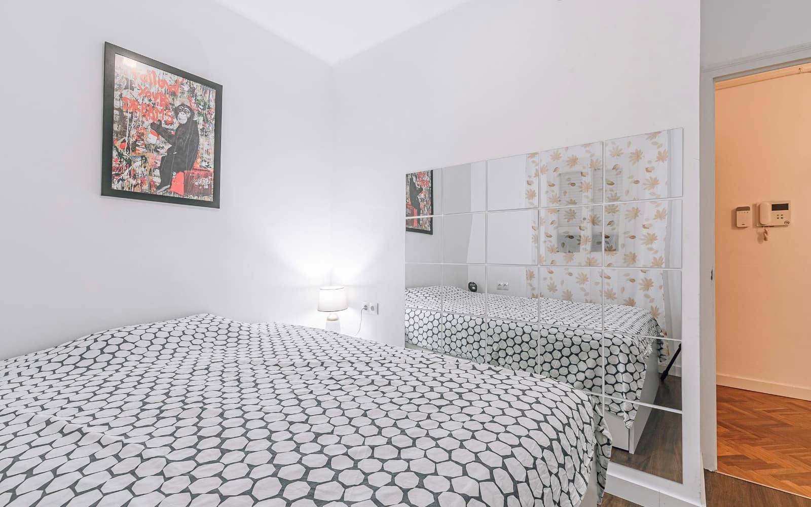 3 soveværelse Lejlighed til salg i Barcelona by - € 390.000 (Ref: 9548990)