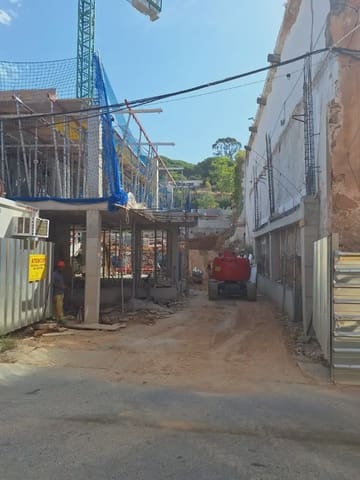 4 soveværelse Lejlighed til salg i Sant Feliu de Guíxols med swimmingpool garage - € 390.000 (Ref: 9549978)