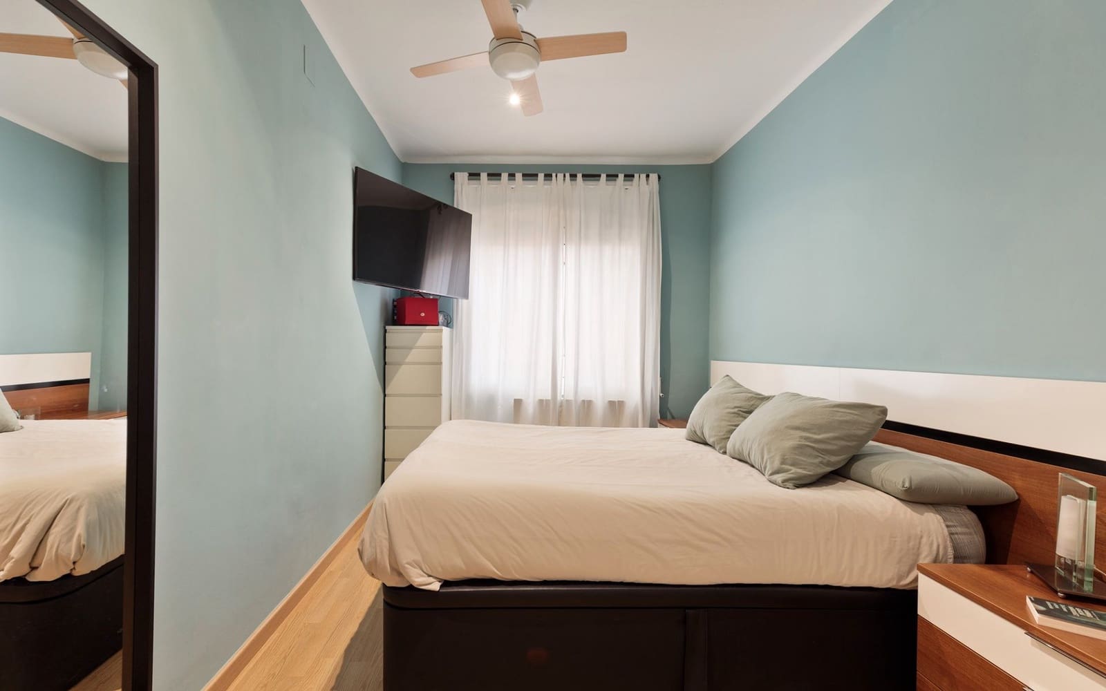 Piso de 3 habitaciones en Badalona en venta - 250.000 € (Ref: 9552341)