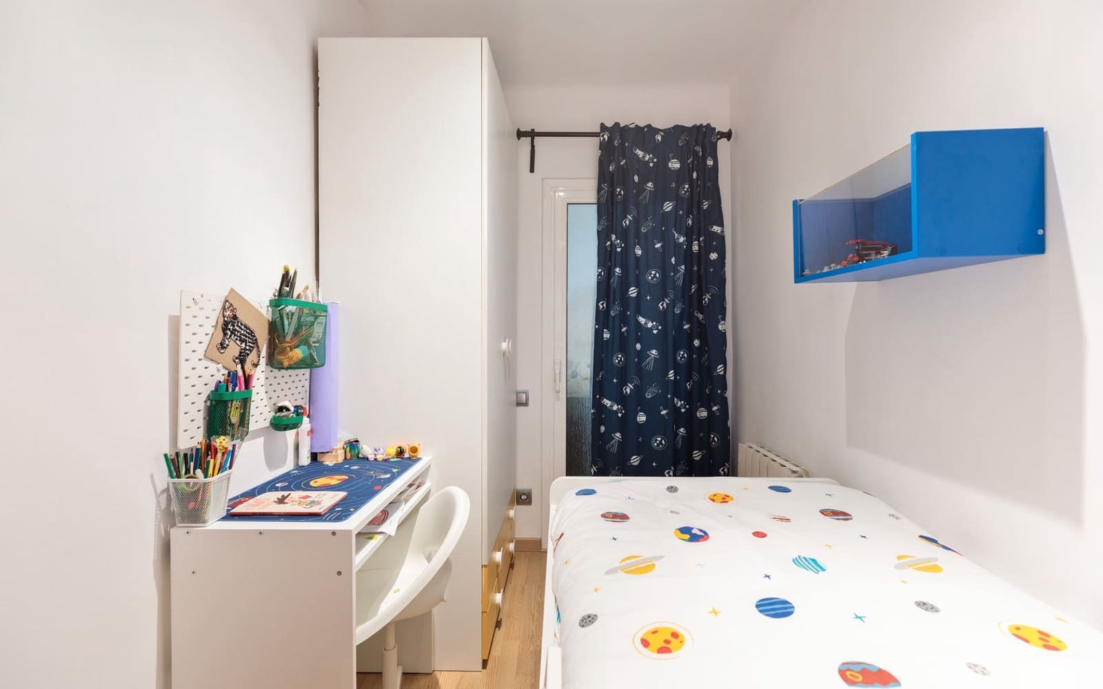 Piso de 3 habitaciones en Badalona en venta - 250.000 € (Ref: 9552341)