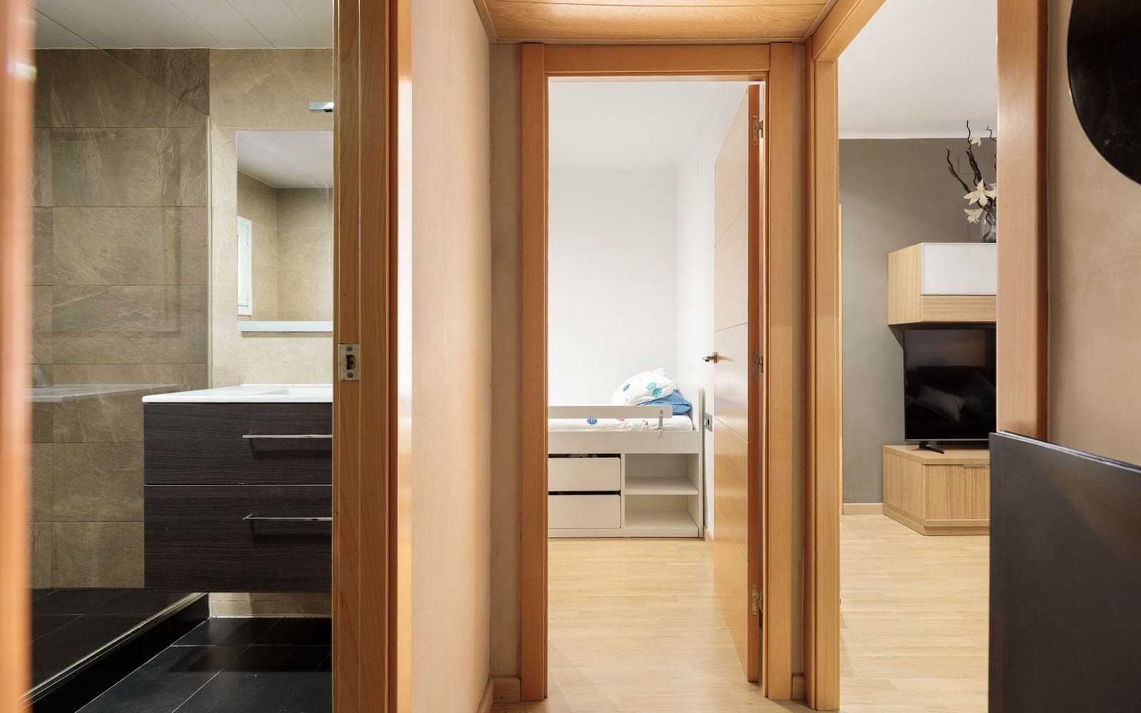 Piso de 3 habitaciones en Badalona en venta - 250.000 € (Ref: 9552341)