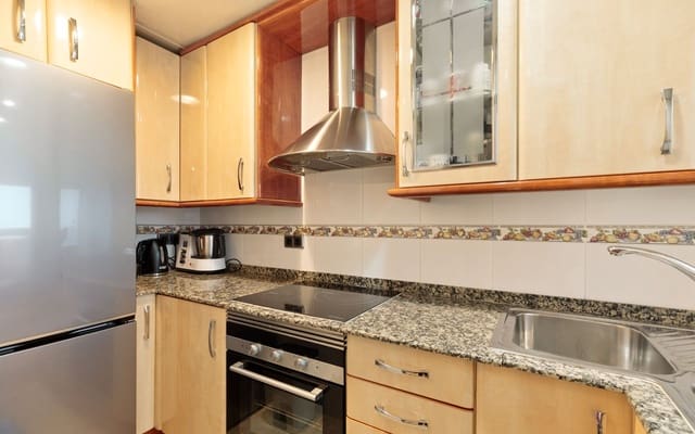 Piso de 3 habitaciones en Badalona en venta - 250.000 € (Ref: 9552341)