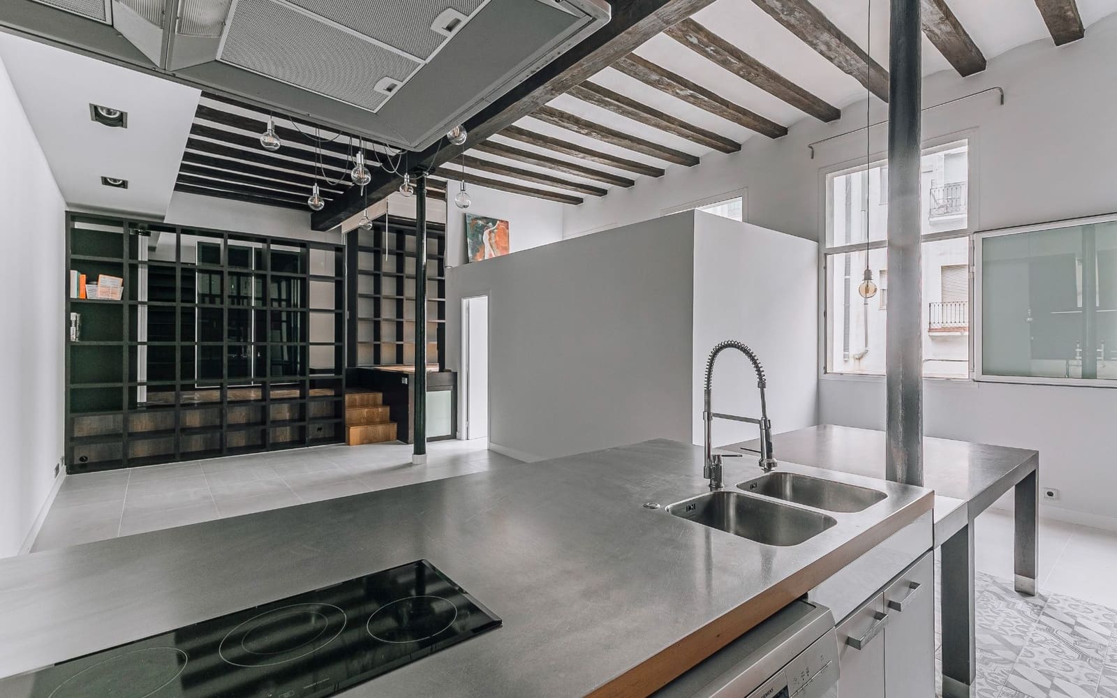 Loft de 2 habitaciones en Barcelona ciudad en alquiler - 1.462 € (Ref: 9552342)