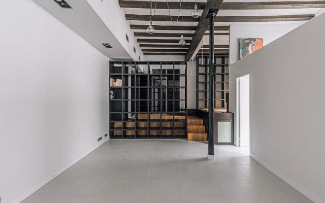 Loft de 2 habitaciones en El Barri Gòtic, Barcelona ciudad en alquiler - 1.462 € (Ref: 9552342)