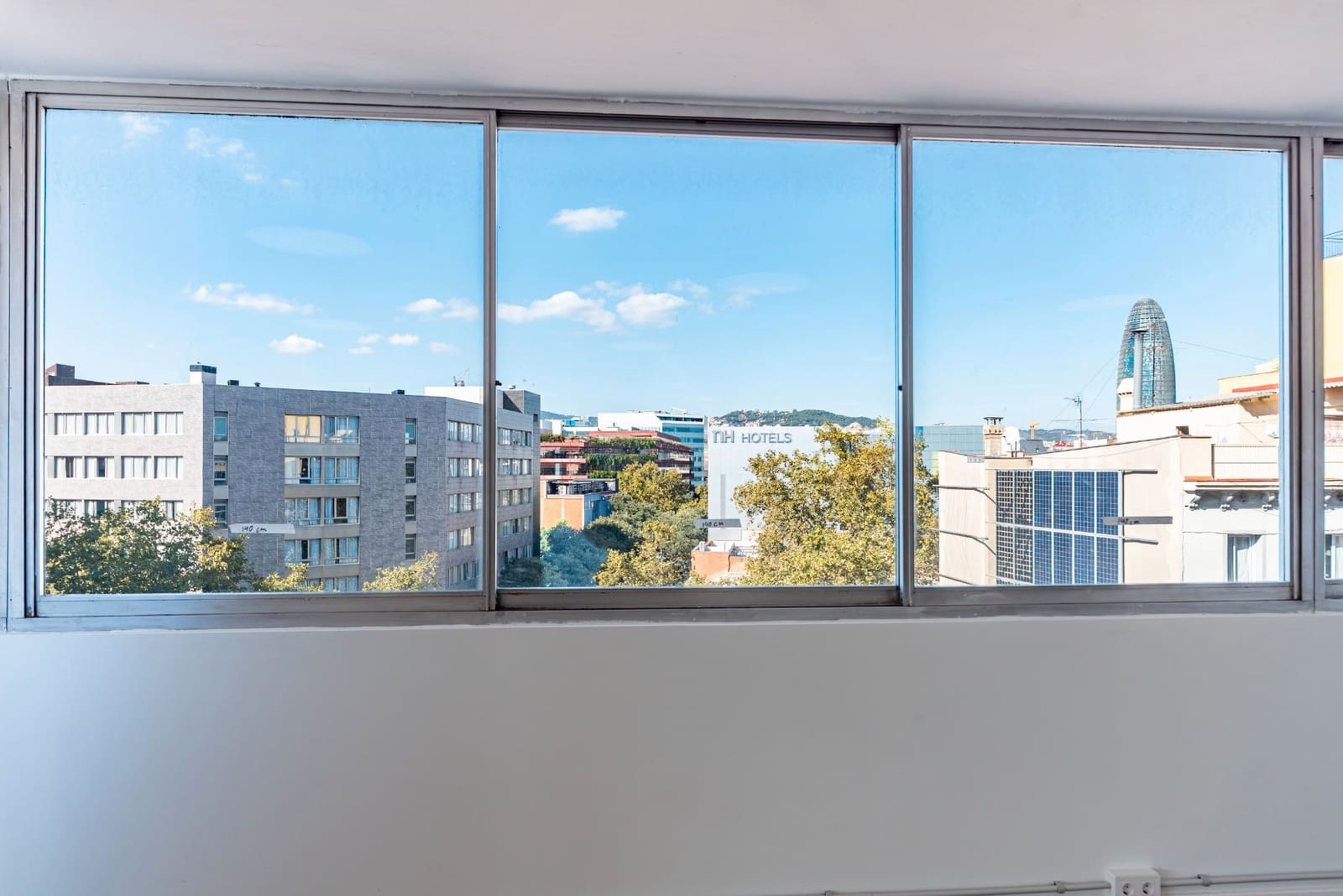 Kontor til leie i Barcelona by - € 4 500 (Ref: 9553176)