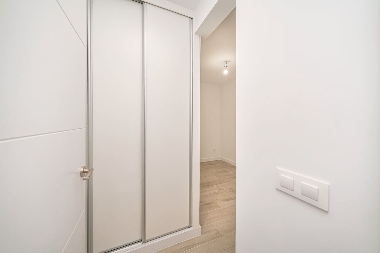 2 slaapkamer Flat te koop in Madrid stad - € 313.000 (Ref: 9553177)