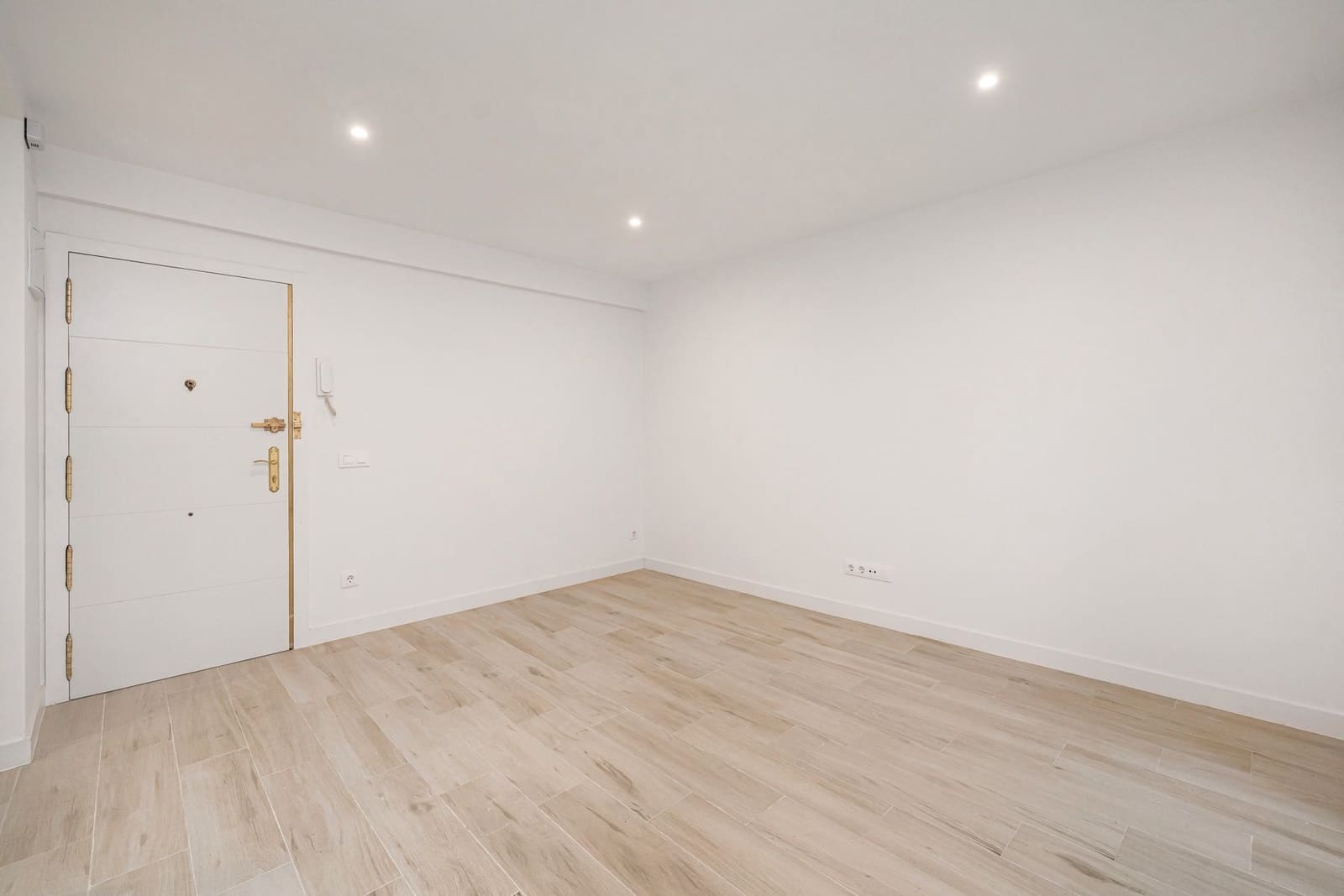 2 slaapkamer Flat te koop in Madrid stad - € 313.000 (Ref: 9553177)